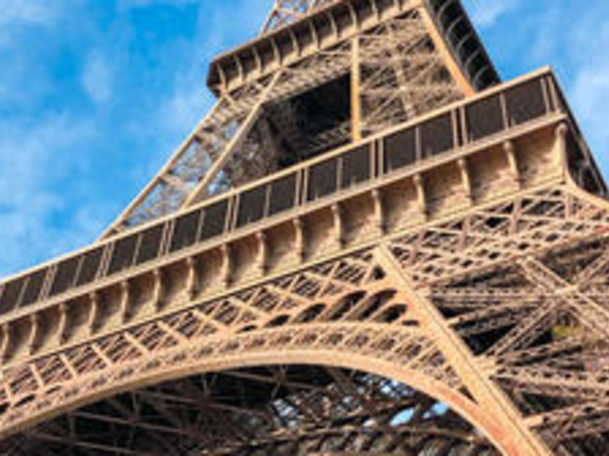 Paris, France - Alyssa Fuentes - USAC Alicante, Spain - Europe 3.jpg